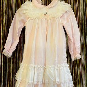 Vintage pinafore dress!